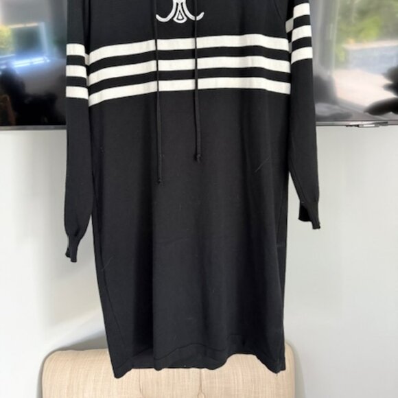 Celine Cashmere Blend Lightweight Sweater Dress With hood - Picture 6 of 7